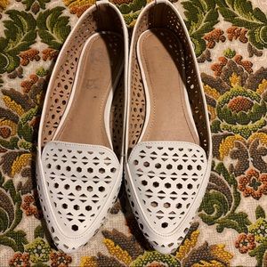 Size 9 White leather flats